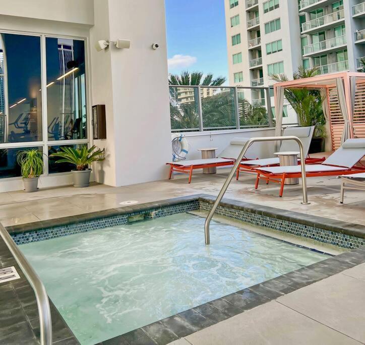 Miami High Town View 1610 Apartment Exterior foto
